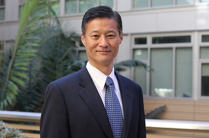 Professor C.K. Ken Yang Named as Inaugural Holder of Tatsuo Itoh Endowed Chair in Electrical and Computer Engineering 