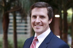 Mechanical Engineering Professor Jonathan Hopkins wins ASME Leonardo Da Vinci Award for New Invention